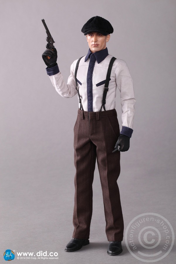 80101-15 Robert - Chicago Gangster 1930