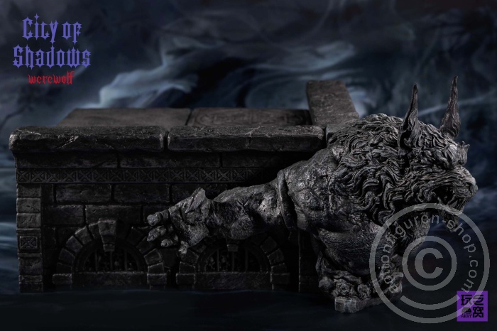 toyn-002-01MDDHvMqofxB5N City of Shadows - Werewolf Diorama