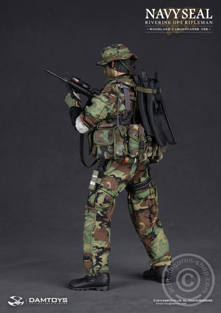 DA93015-08p5blXggFdawrs Navy Seal Riverine OPS Rifleman - Woodland