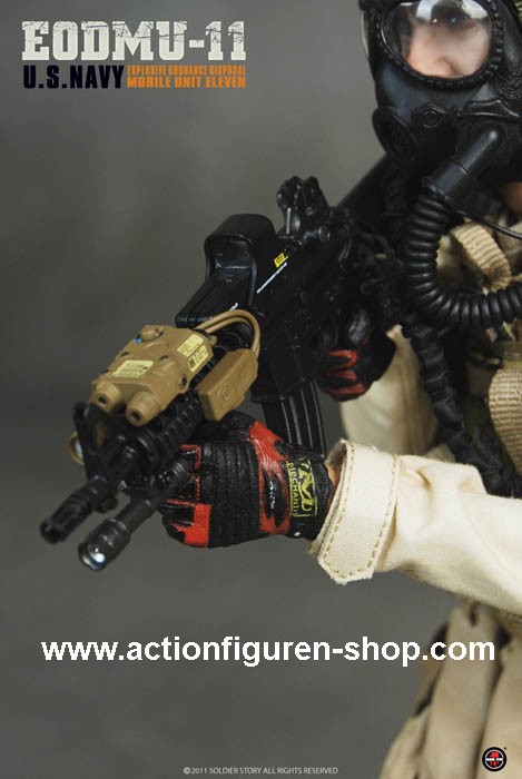 SSt055-34 EODMU-11 - U.S.Navy