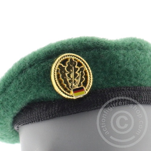 Barett - Jäger - Bundeswehr - grün mit Abzeichen