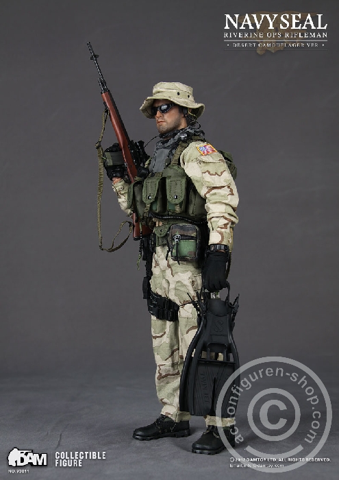 DA93011-02 Navy Seal Riverine OPS Rifleman - Desert