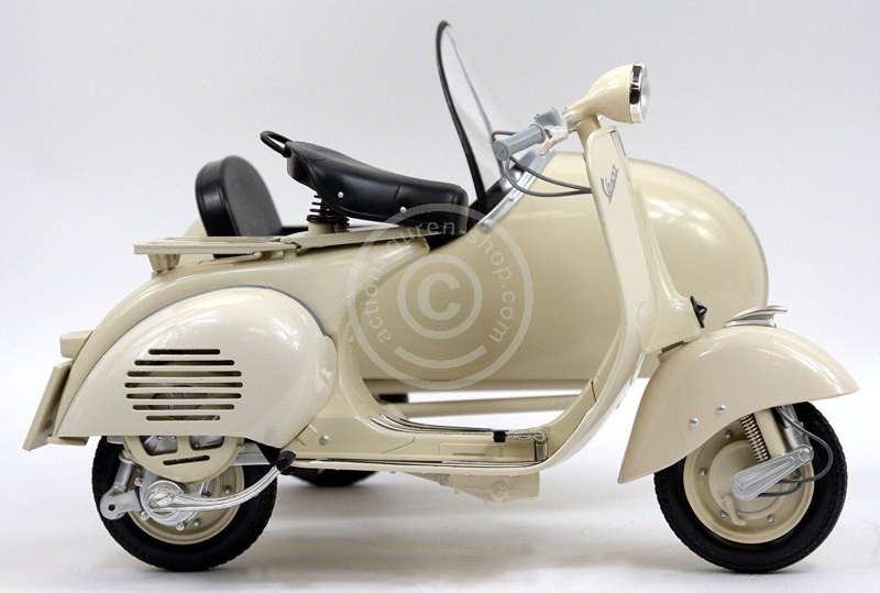 Vespa Piaggio mit Seitenwagen - Modell 1955