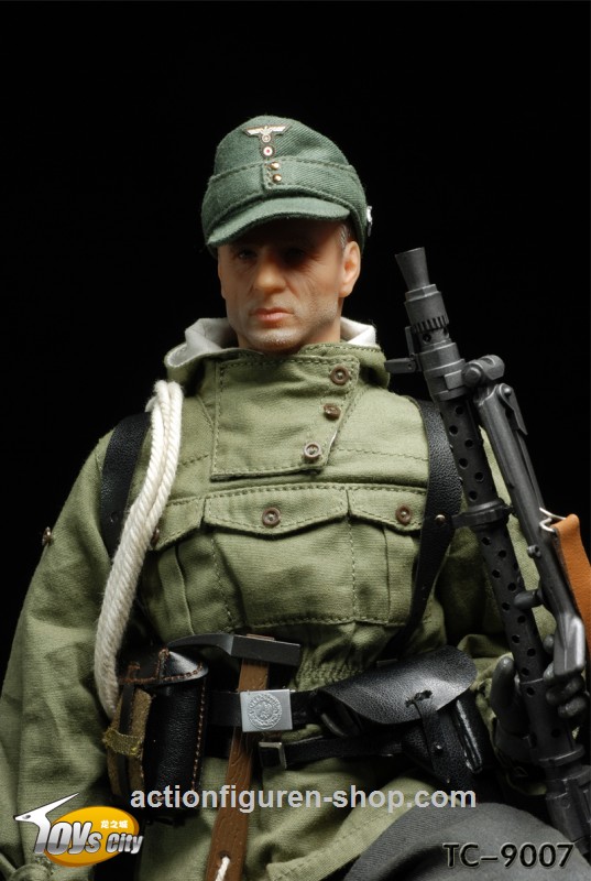 TTL9007-12z Deutscher Gebrigsjäger mit MG34