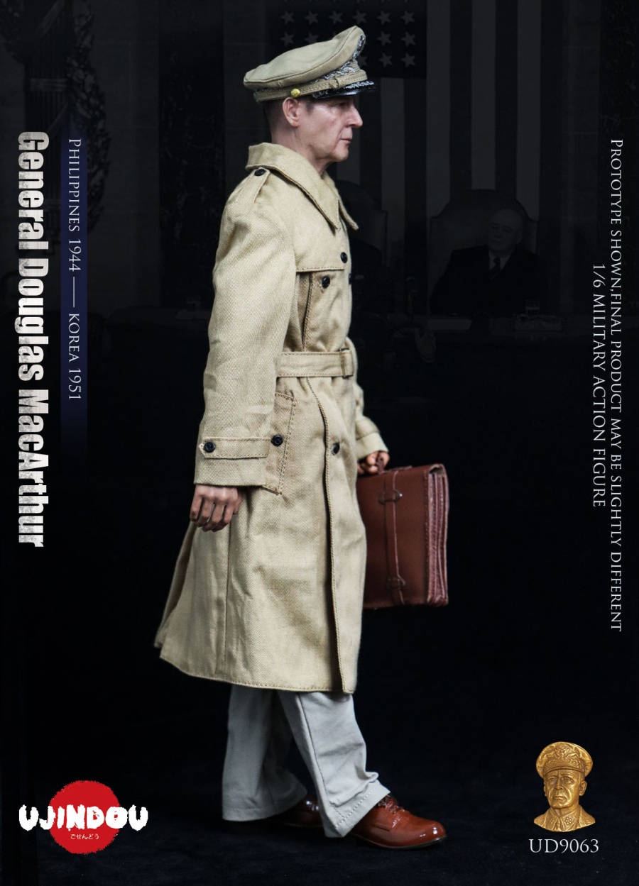 General Douglas MacArthur - Philippines 1944 - Korea 1951 - in 1/6 scale