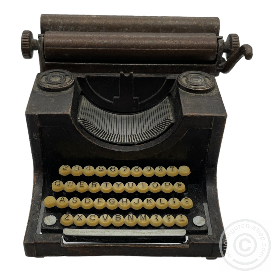 Typewriter - in 1/6 scale
