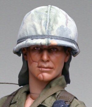 Platoon-Kopf-2 Platoon - Barnes, Elias und Taylor