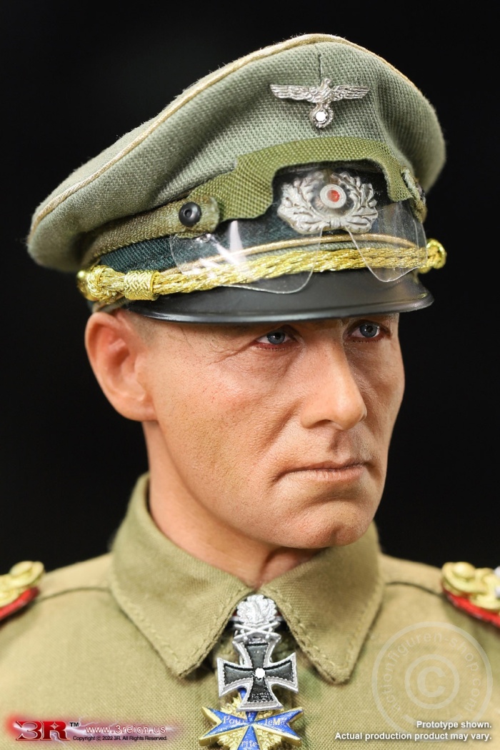 Erwin Rommel - The Desert Fox - Field Marshal of DAK - damaged Box Erwin Rommel - The Desert Fox - Field Marshal of DAK - damaged Box
