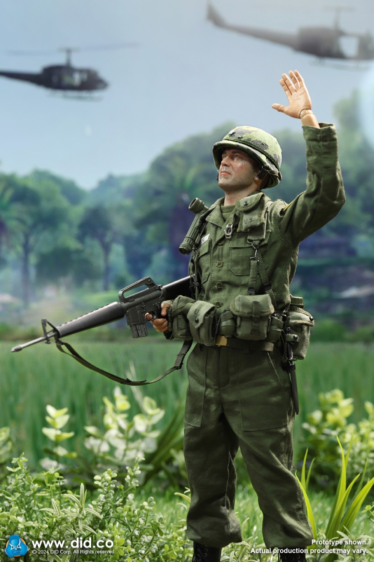Lt. Col. Moore - Vietnam War U.S. Army Lt. Col. Moore - Vietnam War U.S. Army