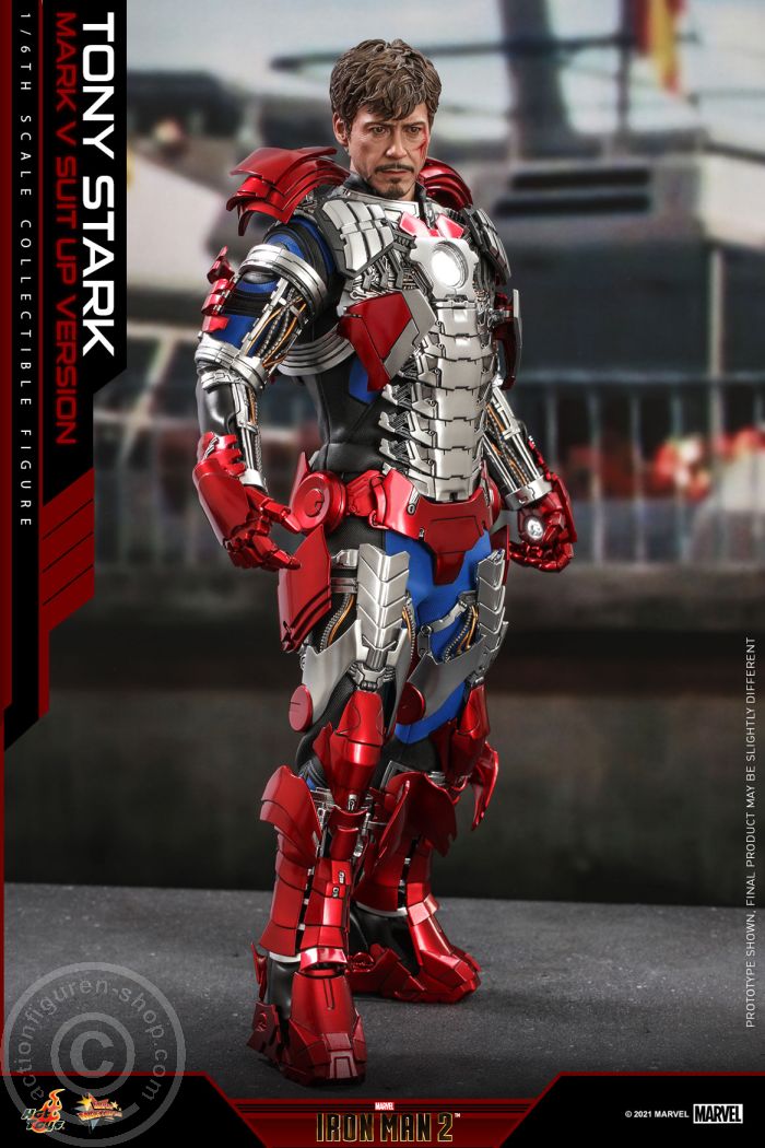 Iron Man 2 - Tony Stark (Mark V Suit up Version) - MMS599 Iron Man 2 - Tony Stark (Mark V Suit up Version) - MMS599