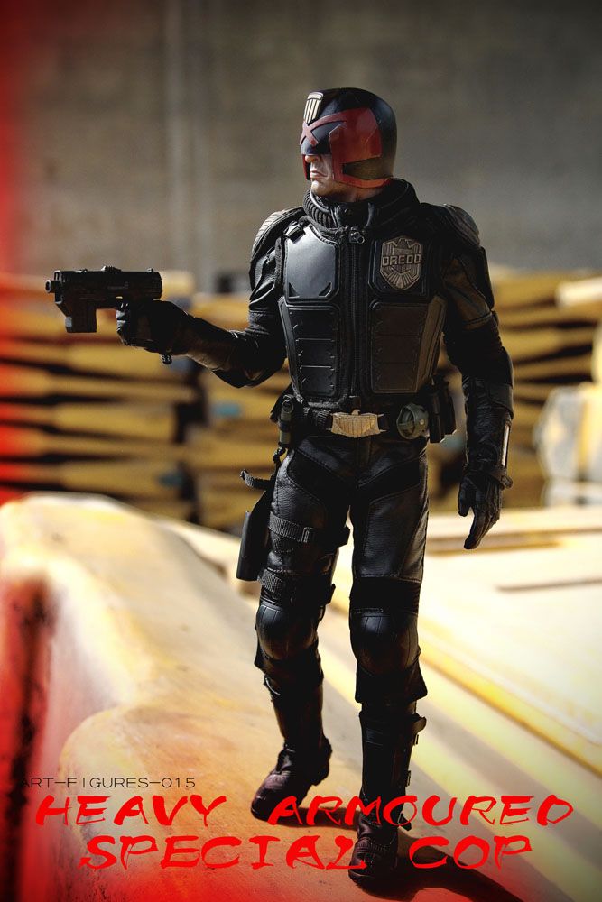 ArtF015-02 Heavy Armoured Special Cop
