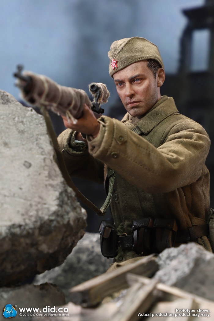 80139-04oNPZrX7wo3mbH Vasily Zaitsev - WW II Red Army Sniper - with weathering