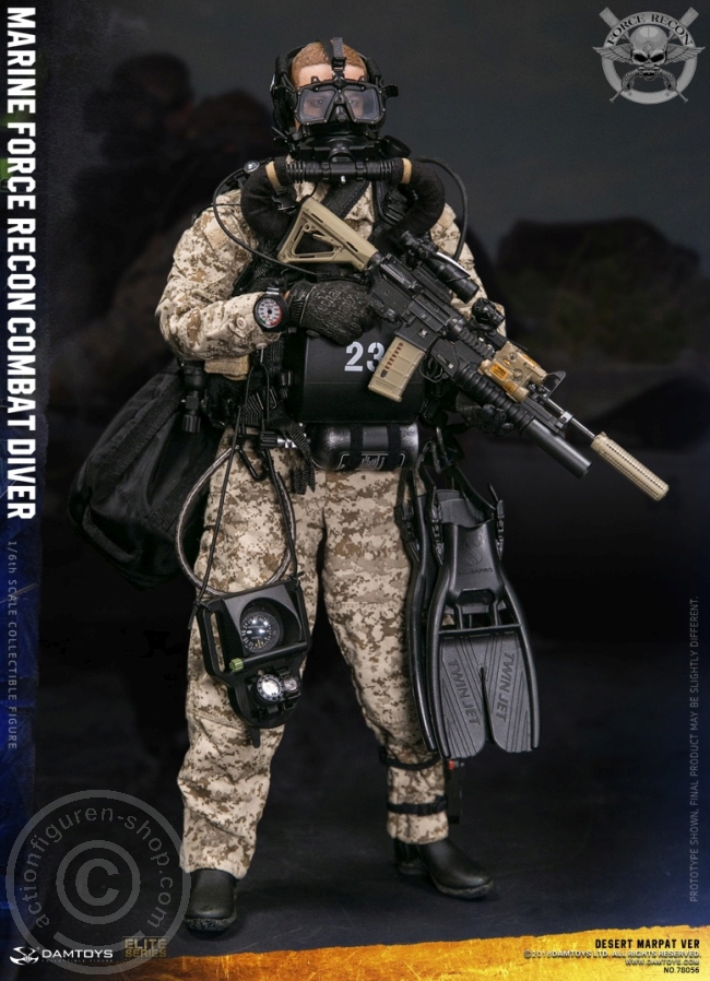 da78056-014Xf7vkvEAgqeN Marine Force Recon Combat Diver - Desert