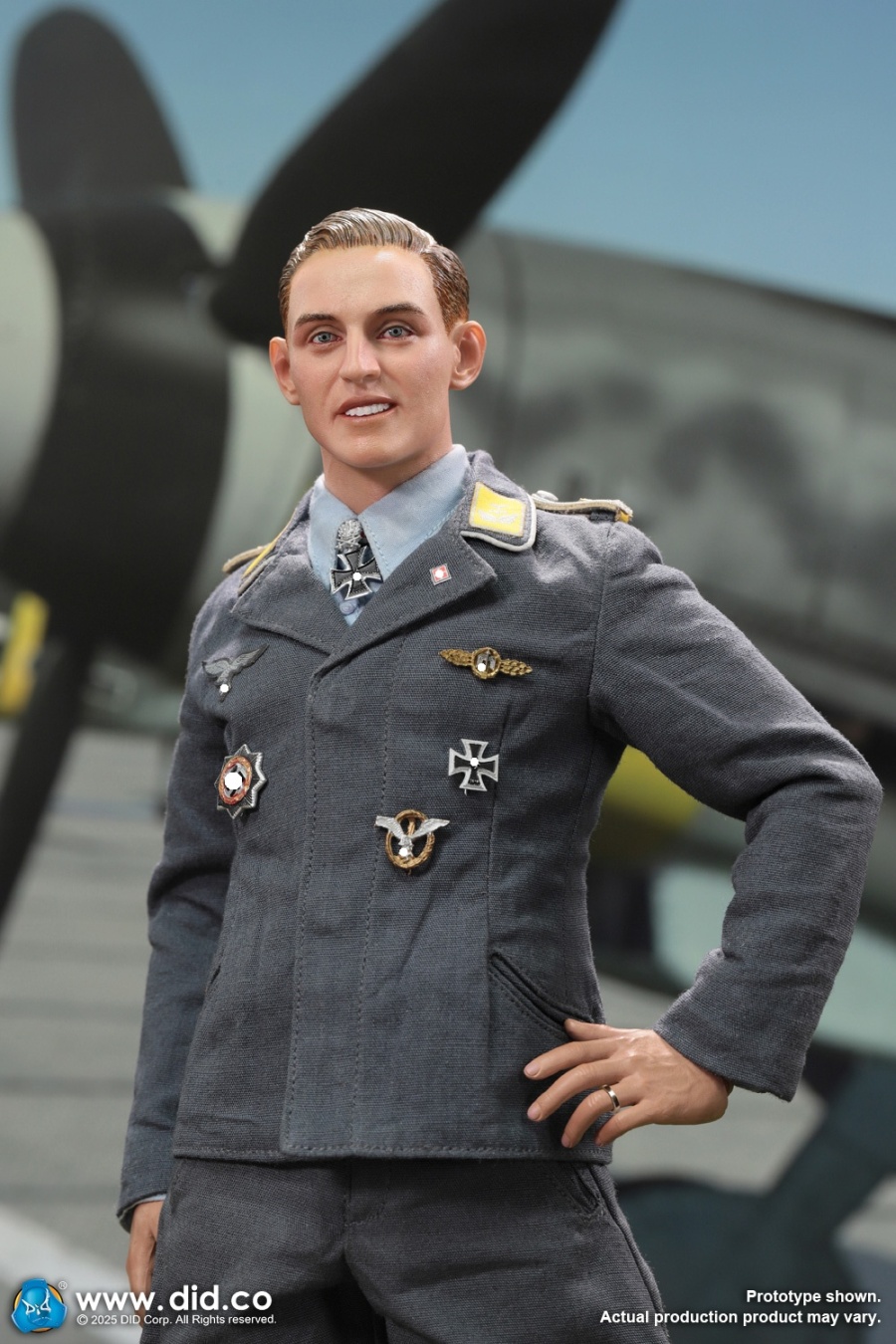 Erich Hartmann - WWII German Luftwaffe Ace Pilot - in 1/6 scale Erich Hartmann - WWII German Luftwaffe Ace Pilot - in 1/6 scale