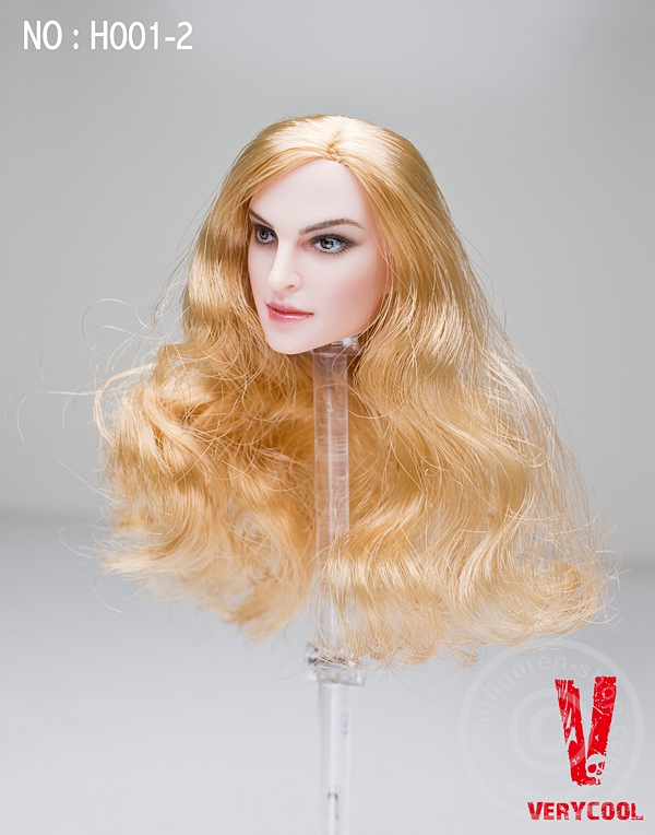 Kopf - gewellte blonde Haare