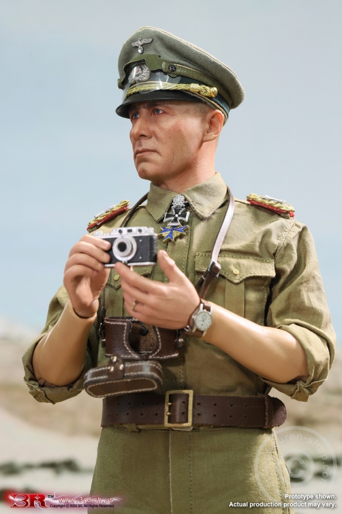 Erwin Rommel - The Desert Fox - Field Marshal of DAK - damaged Box Erwin Rommel - The Desert Fox - Field Marshal of DAK - damaged Box
