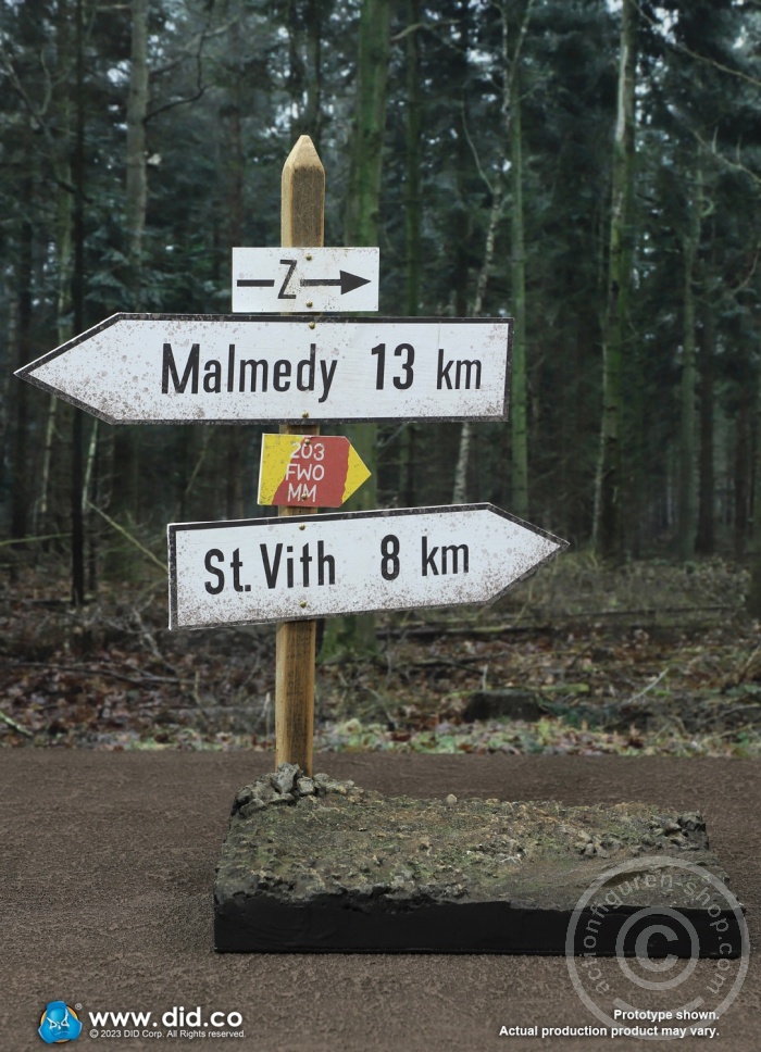 WWII German Shepherd Dog & Road Signs Set