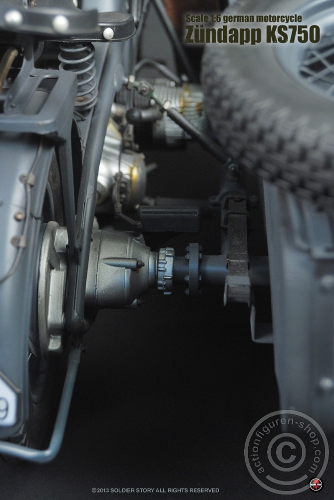 Zündapp KS-750 mit Beiwagen