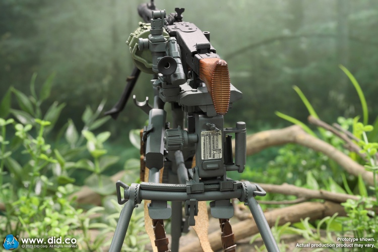 WWII German MG42 Tripod - green WWII German MG42 Tripod - green