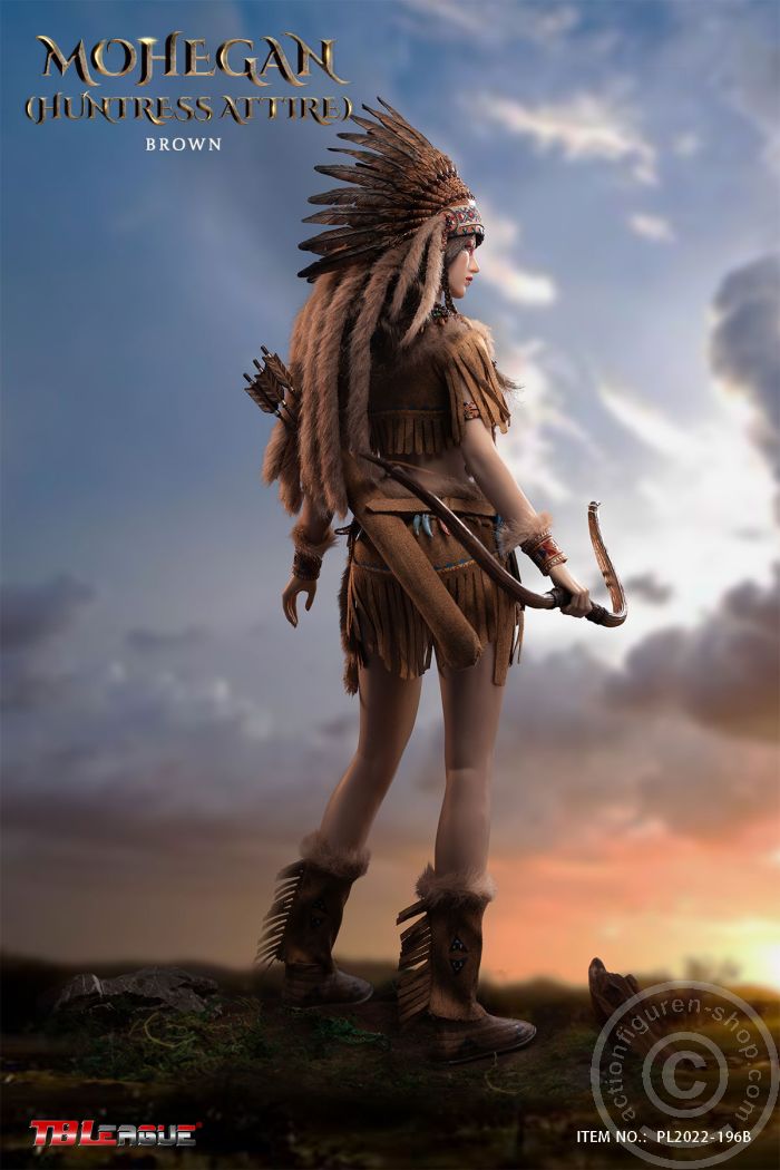 Mohegan (huntress attire) - Brown Mohegan (huntress attire) - Brown
