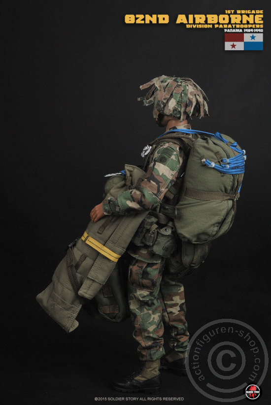 SSt089-04 82nd Airborne Paratrooper Panama 89-90