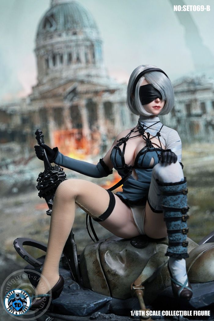 Sexy Cyborg 3.0 - Head & Cloth Set (B) Sexy Cyborg 3.0 - Head & Cloth Set (B)