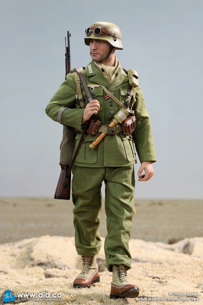 80152-33 Burk - WWII German Africa Korps Infantry Man