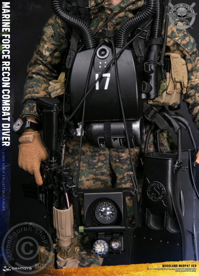 DA78055-31nU1NYQRp3bfhY Marine Force Recon Combat Diver - Desert