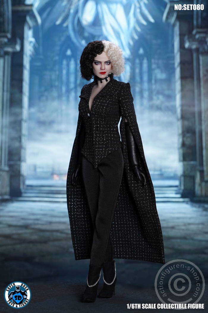 Cruella - Head and Outfit Set Cruella - Head and Outfit Set