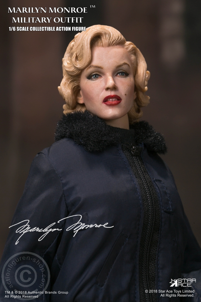 Marilyn Monroe (Military Outfit)