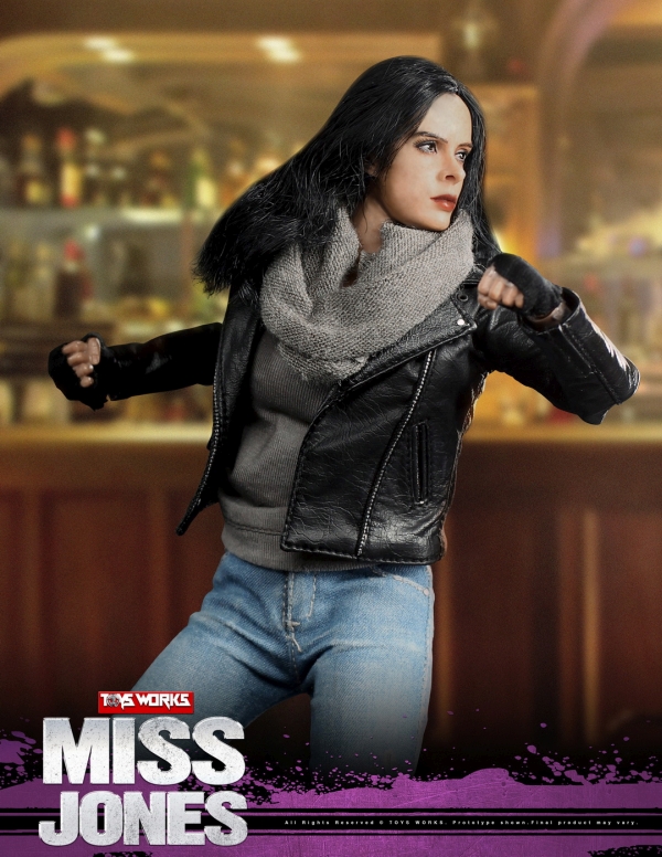 TW007-04 Miss Jones