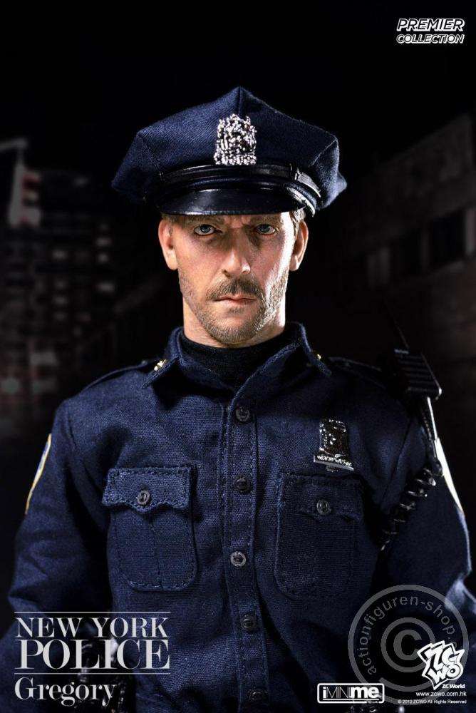 ZC096-10 NY Police Officer - Gregory