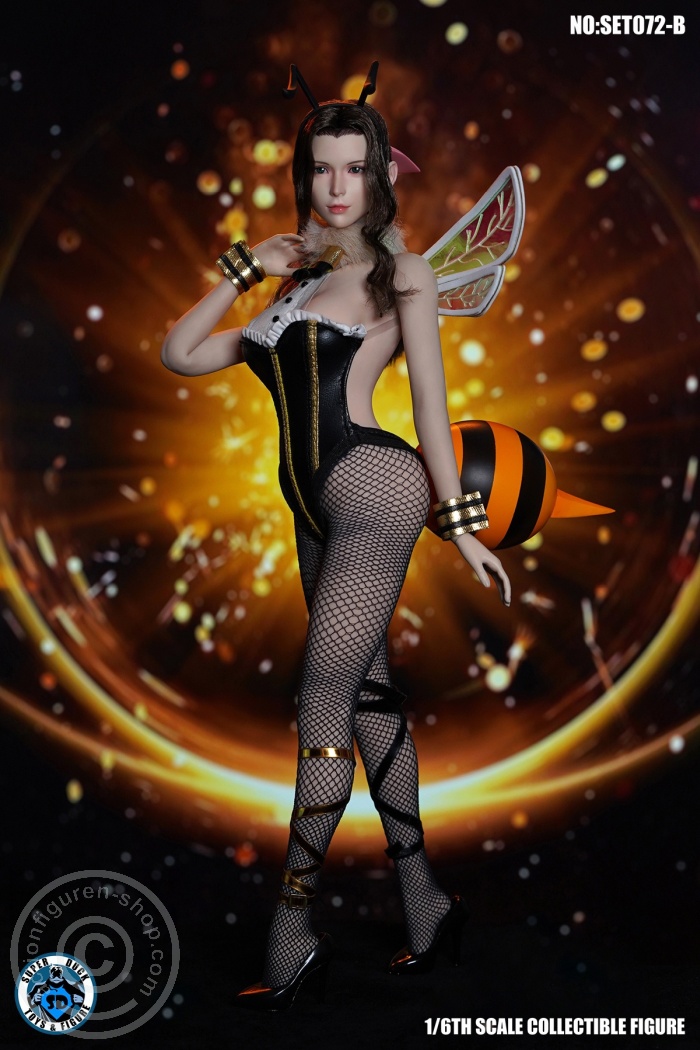 Sexy Hornet Cosplay Head & Suit Set Sexy Hornet Cosplay Head & Suit Set