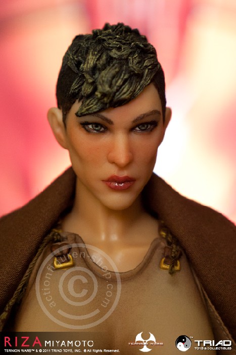 TRRi-05 Riza Miyamoto - Ternion Wars