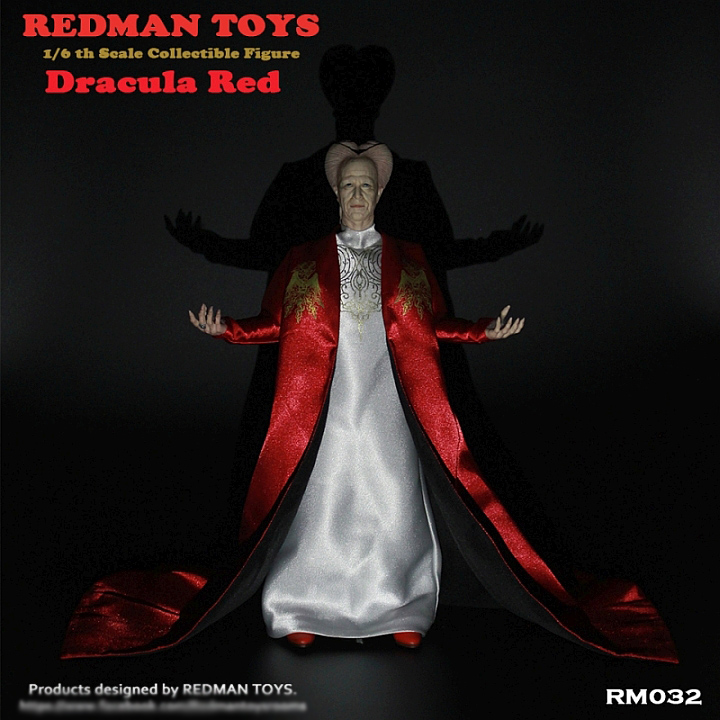 RM032-05 Dracula in Red Robe
