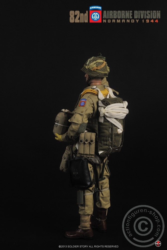SSt077-04 82nd Airborne Division - Normandy 1944