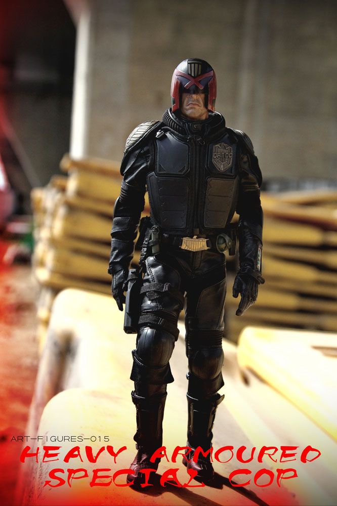 ArtF015-03 Heavy Armoured Special Cop