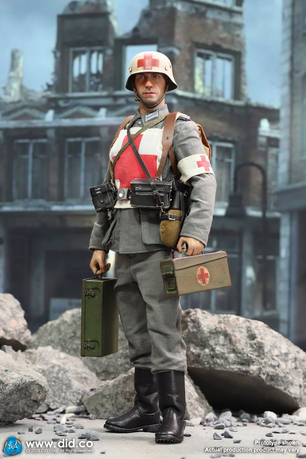 German WH Medic Officer - Unterarzt Gröger - in 1/6 scale German WH Medic Officer - Unterarzt Gröger - in 1/6 scale