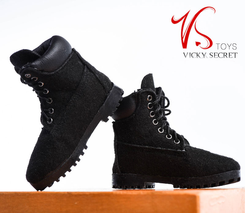 Boots - female - Black color - matte