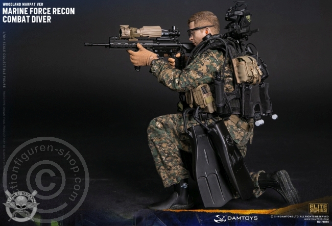 Marine Force Recon Combat Diver - Woodland