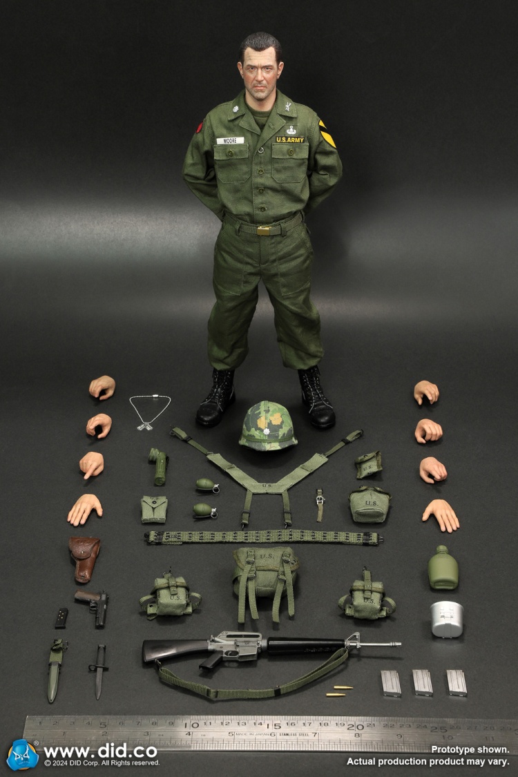 Lt. Col. Moore - Vietnam War U.S. Army Lt. Col. Moore - Vietnam War U.S. Army