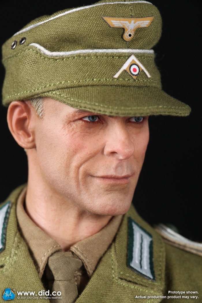 Wilhelm - WWII German Afrika Korps Infantry Captain