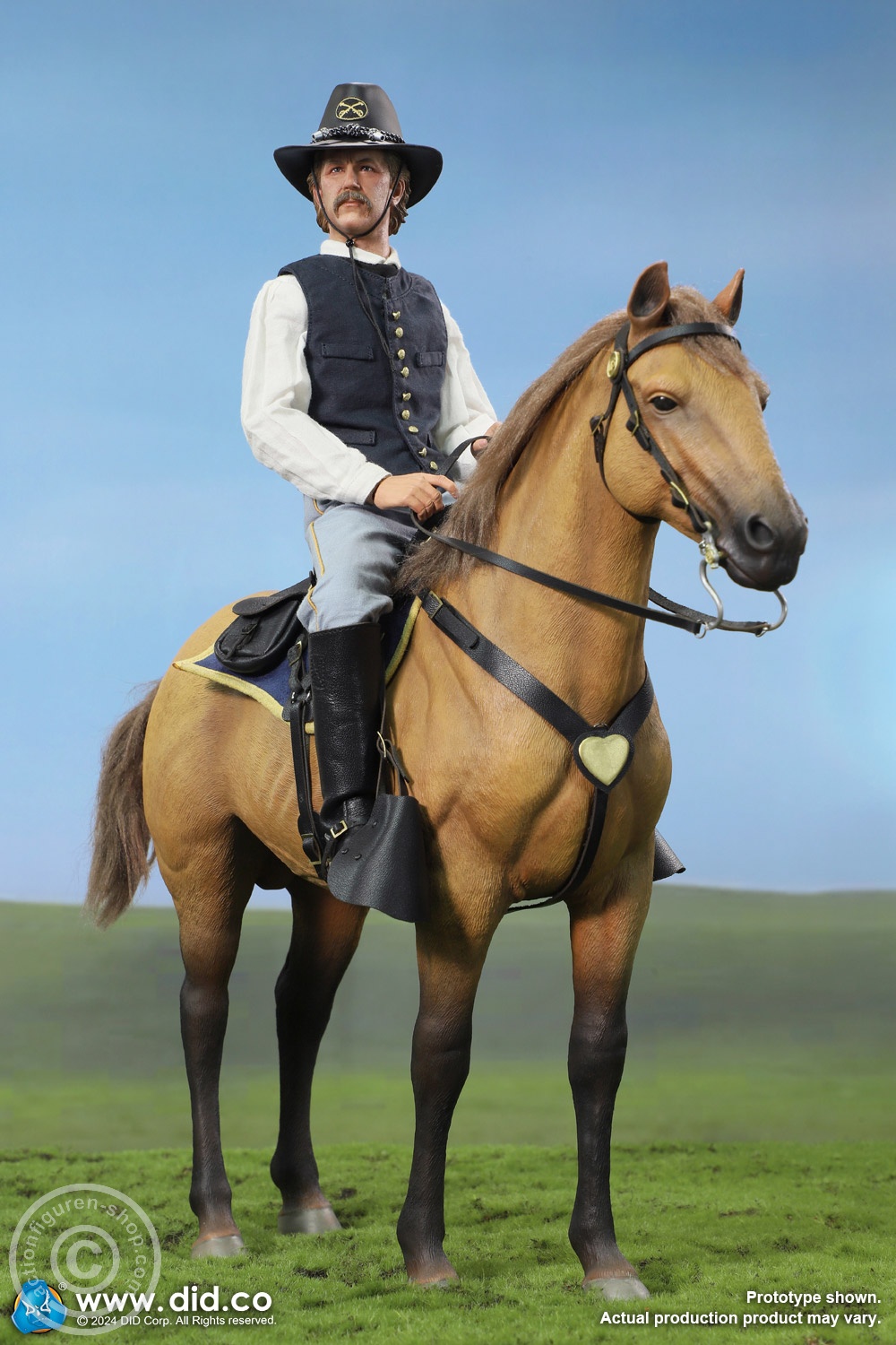 Civil War Brown War Horse (Standing) Civil War Brown War Horse (Standing)
