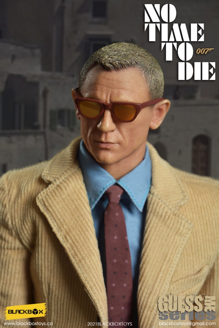 BBT-9025-21 Agent James - No Time to Die - in Civil Outfit