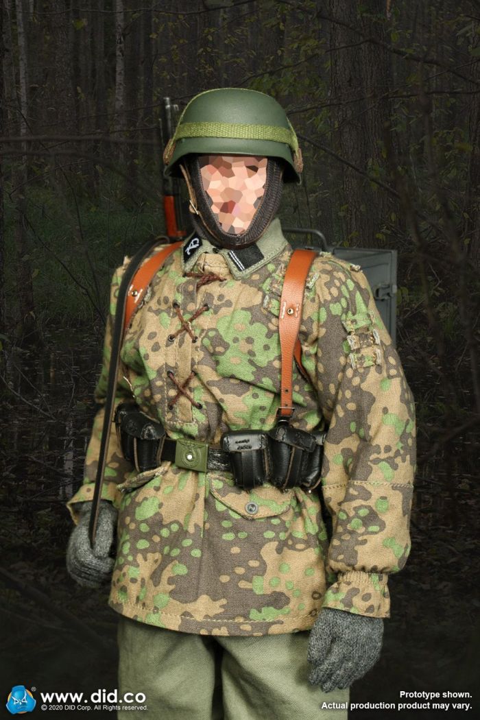 80142-02 Dennis - Radio Operator - 20. Waffen Division