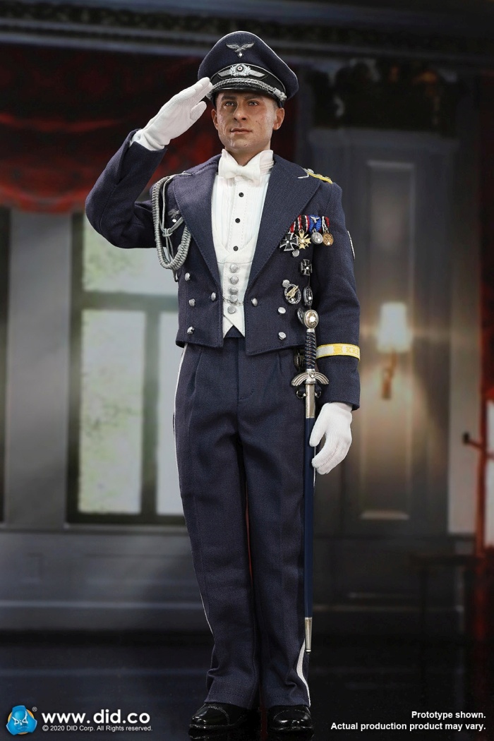 80147-27zDYfLLuh9yJ7G Willi - German Luftwaffe Captain