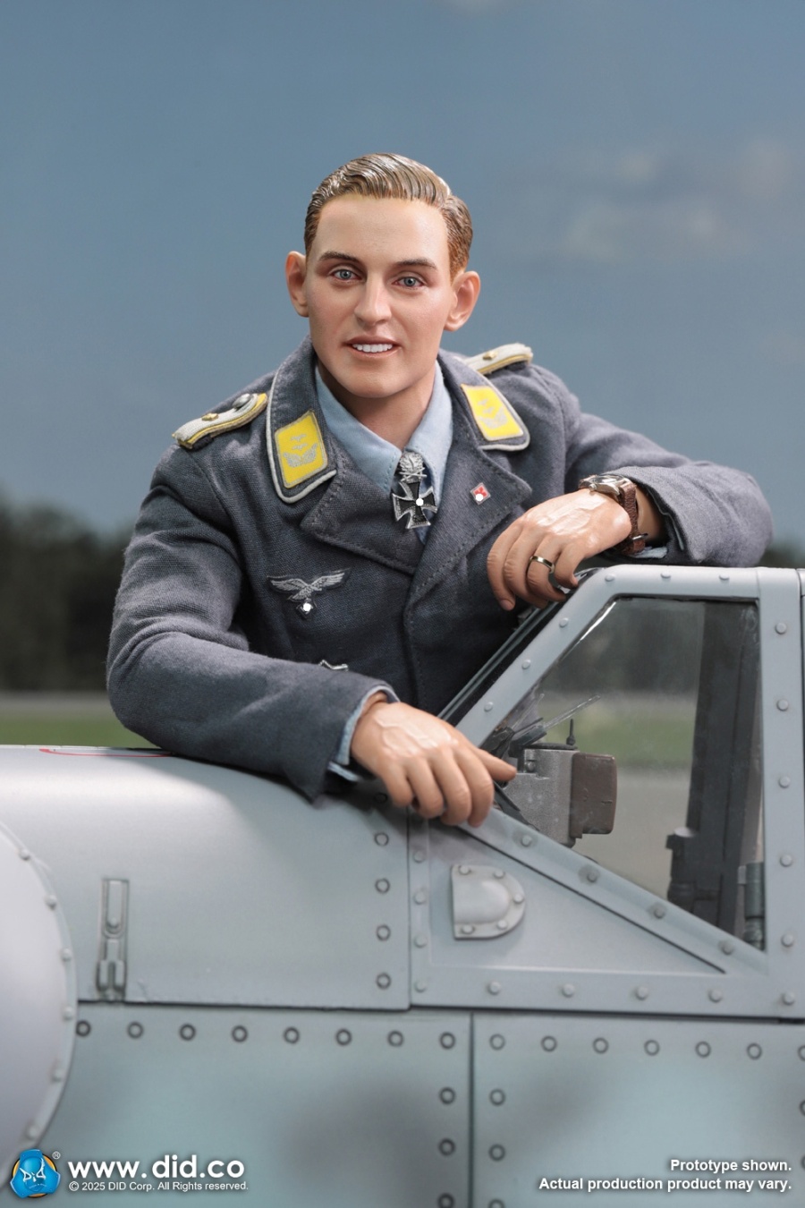 Erich Hartmann - WWII German Luftwaffe Ace Pilot - in 1/6 scale Erich Hartmann - WWII German Luftwaffe Ace Pilot - in 1/6 scale