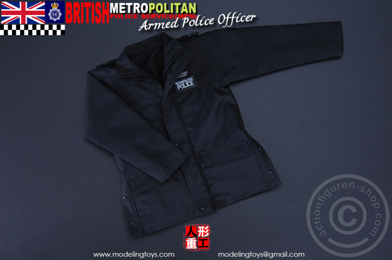 S9002-22nSN4HM4LHYYxh British Metropolitan Armed Police Officer