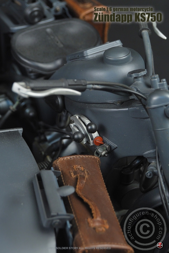 Zündapp KS-750 mit Beiwagen