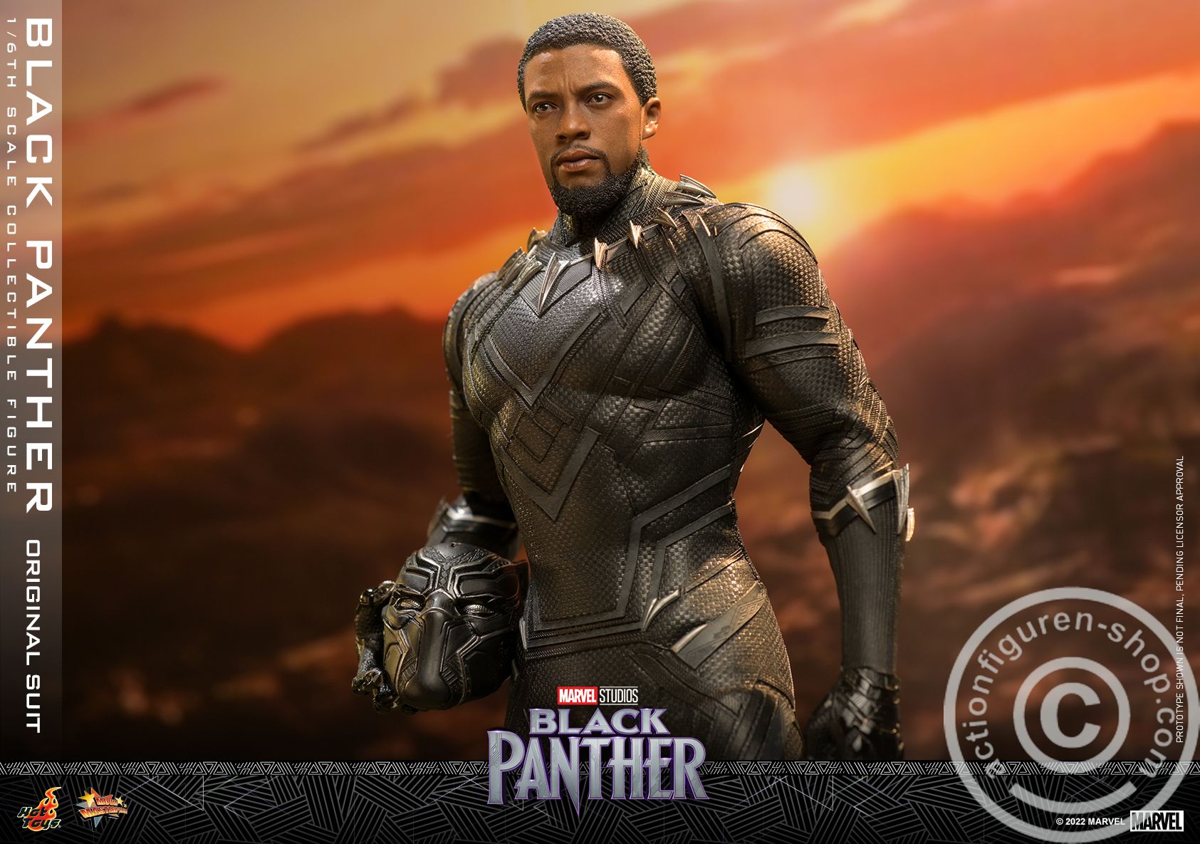 Black Panther Legacy - Black Panther (Original Suit) - MMS671 Black Panther Legacy - Black Panther (Original Suit) - MMS671